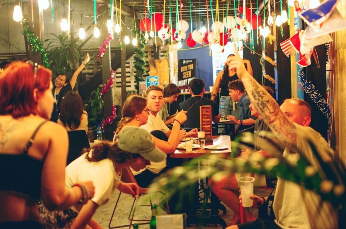 Area81 Hideout Hostel Bangkok Dış mekan fotoğraf
